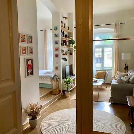 Vincent Apartman *